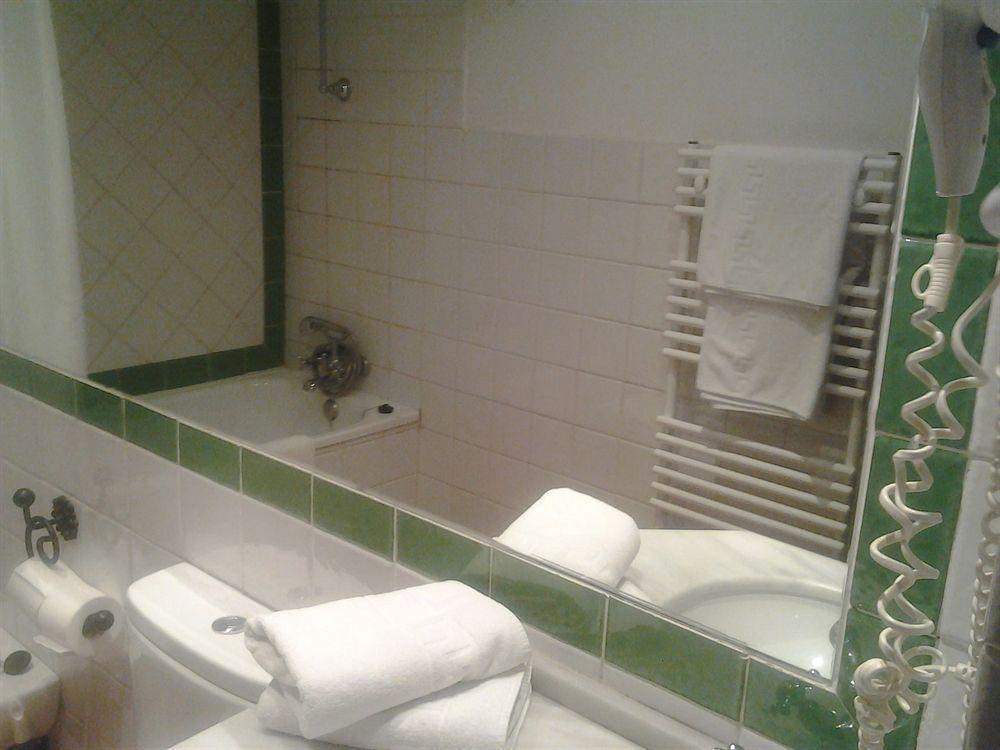 Apartamentos Santa Ana Granada Kültér fotó
