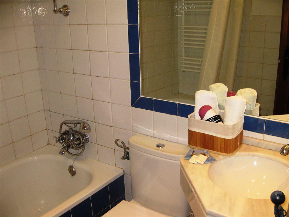 Apartamentos Santa Ana Granada Kültér fotó